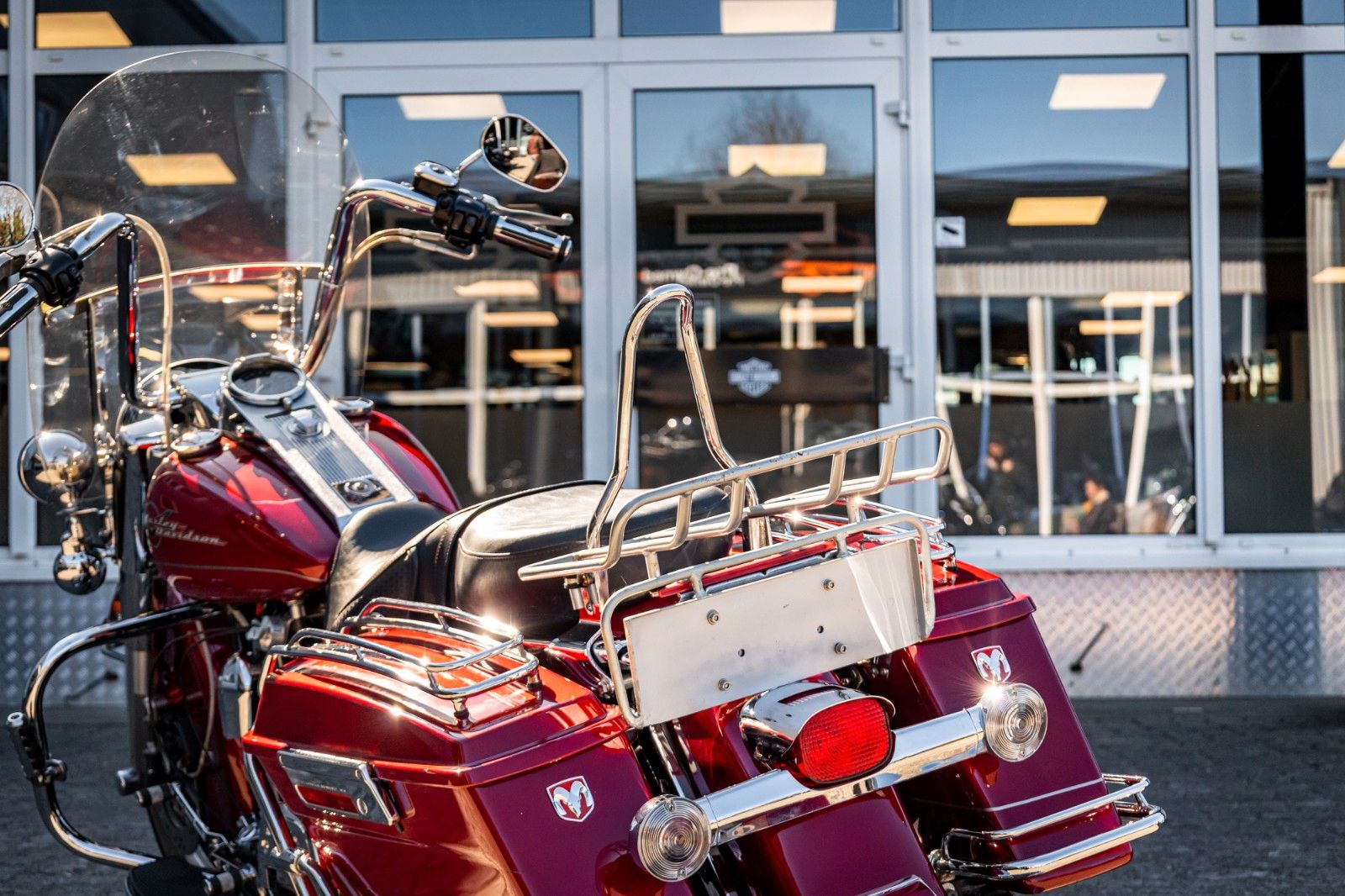 Fahrzeugabbildung Harley-Davidson Road King FLHR - PENZEL - APE -