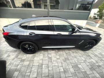 BMW X4 - 11