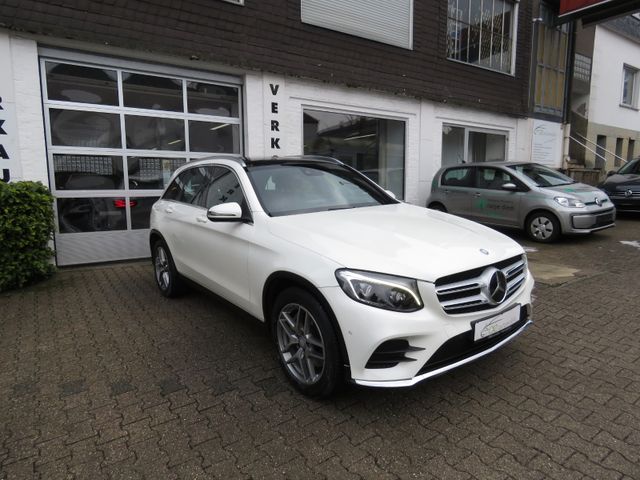 Mercedes-Benz GLC 220 d 4Matic / PANORAMA / AMG Line