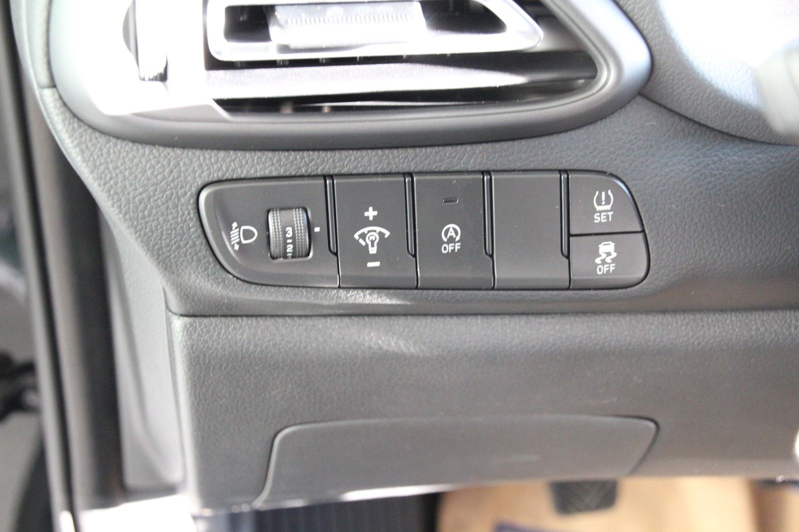 Fahrzeugabbildung Hyundai i30cw 1.5 DPI GO! Plus