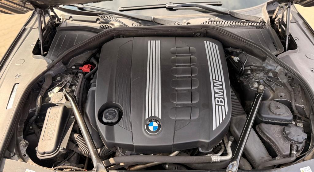 BMW 730