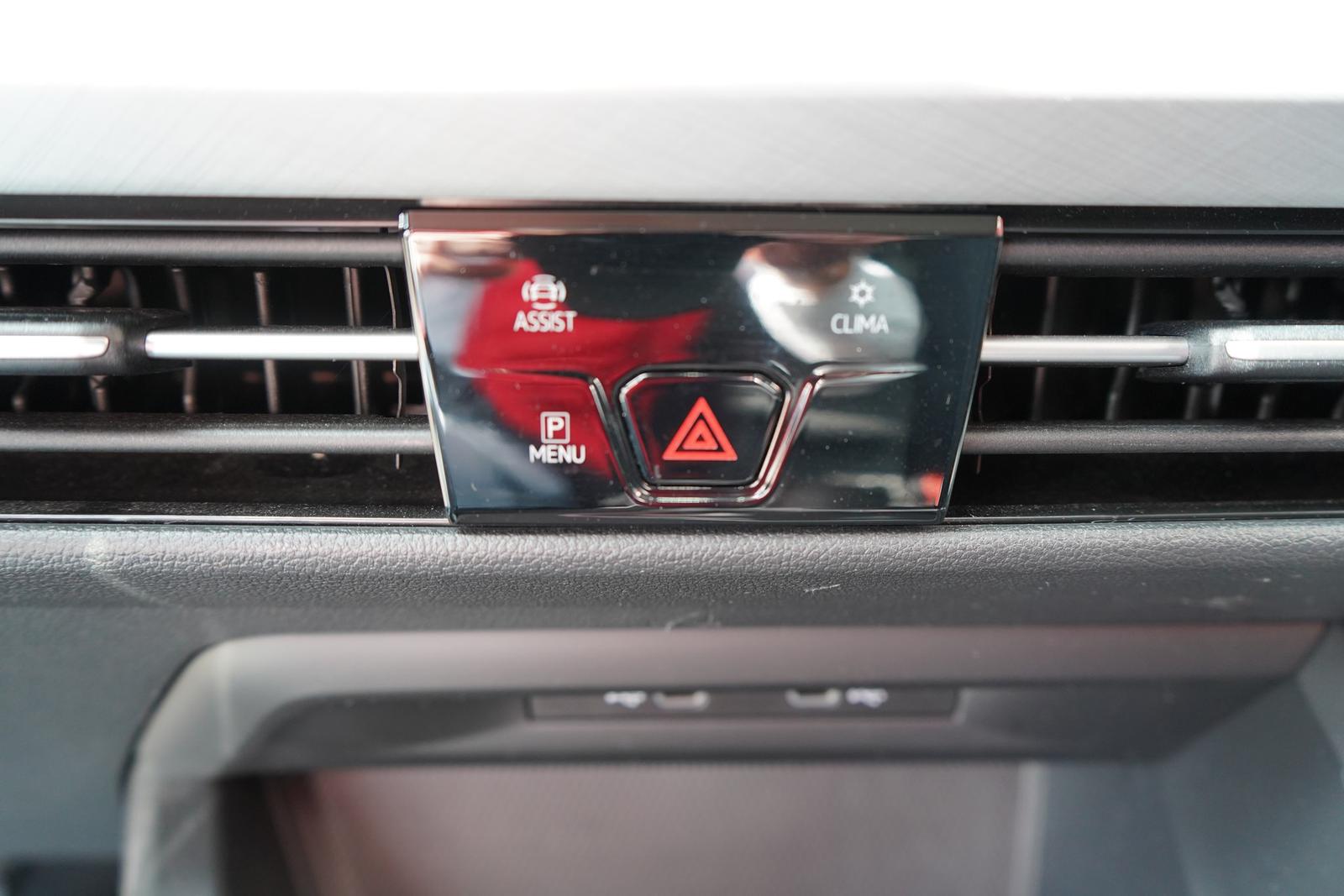 Volkswagen Golf VIII Variant Life eTSI LED Navi App-Connect