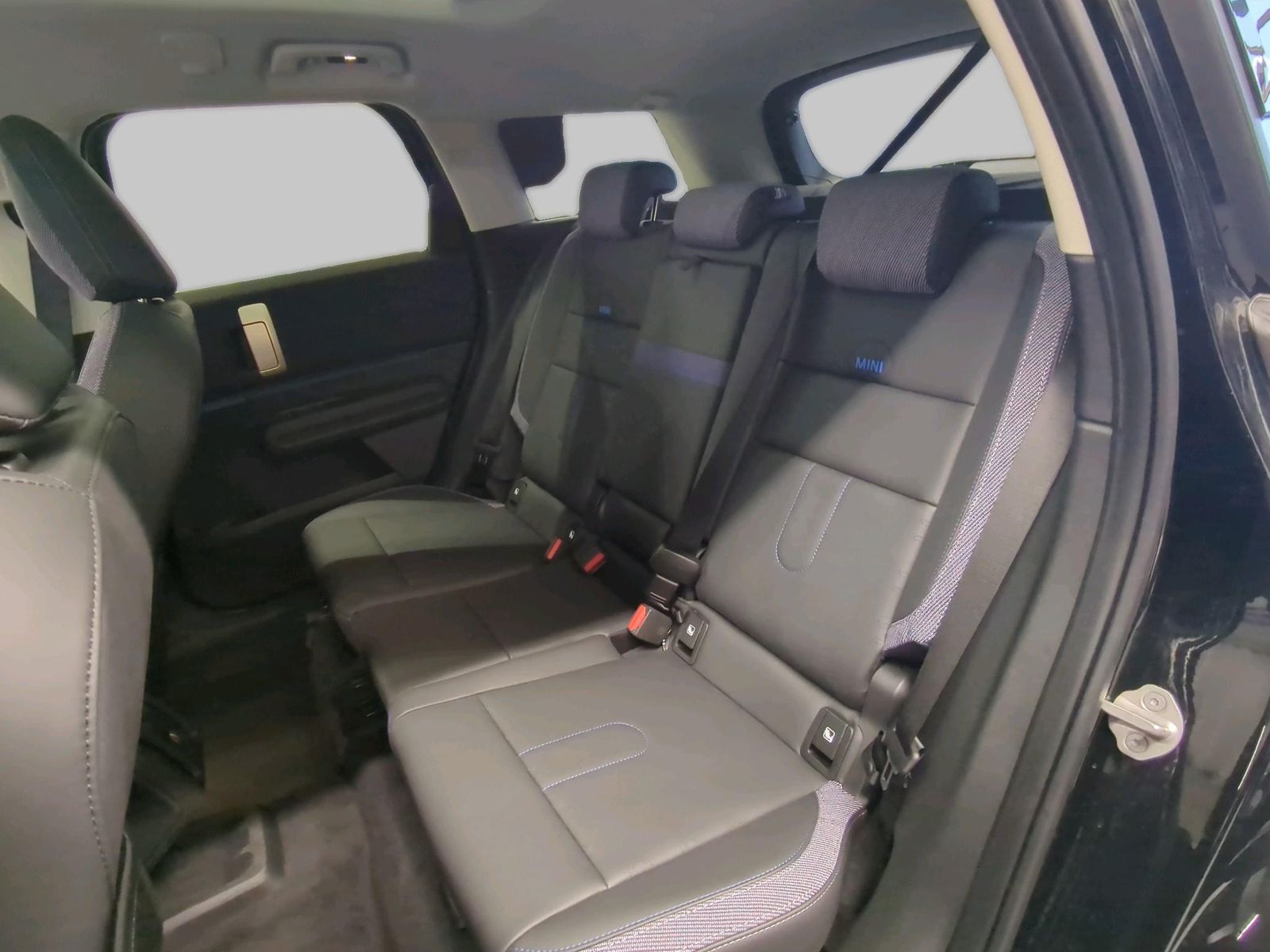 MINI One D Countryman - Bild 14