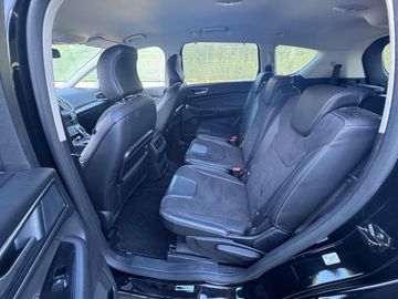 Ford S-Max - 9