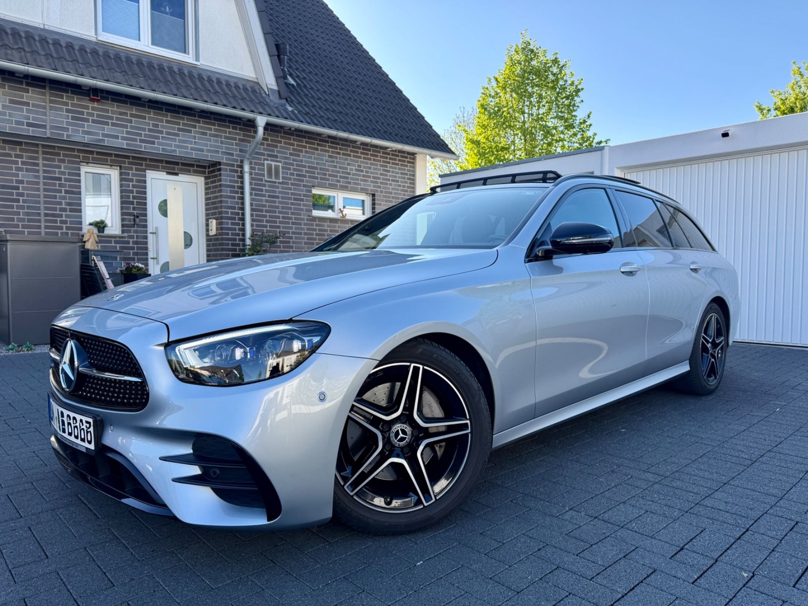 MERCEDES-BENZ E 200 d T, Voll, Leder, AMG, Night u.v.m wie NEU