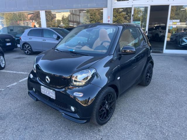 Smart SMART ForTwo 90 0.9 T twinamic cabrio Passion imagem 2