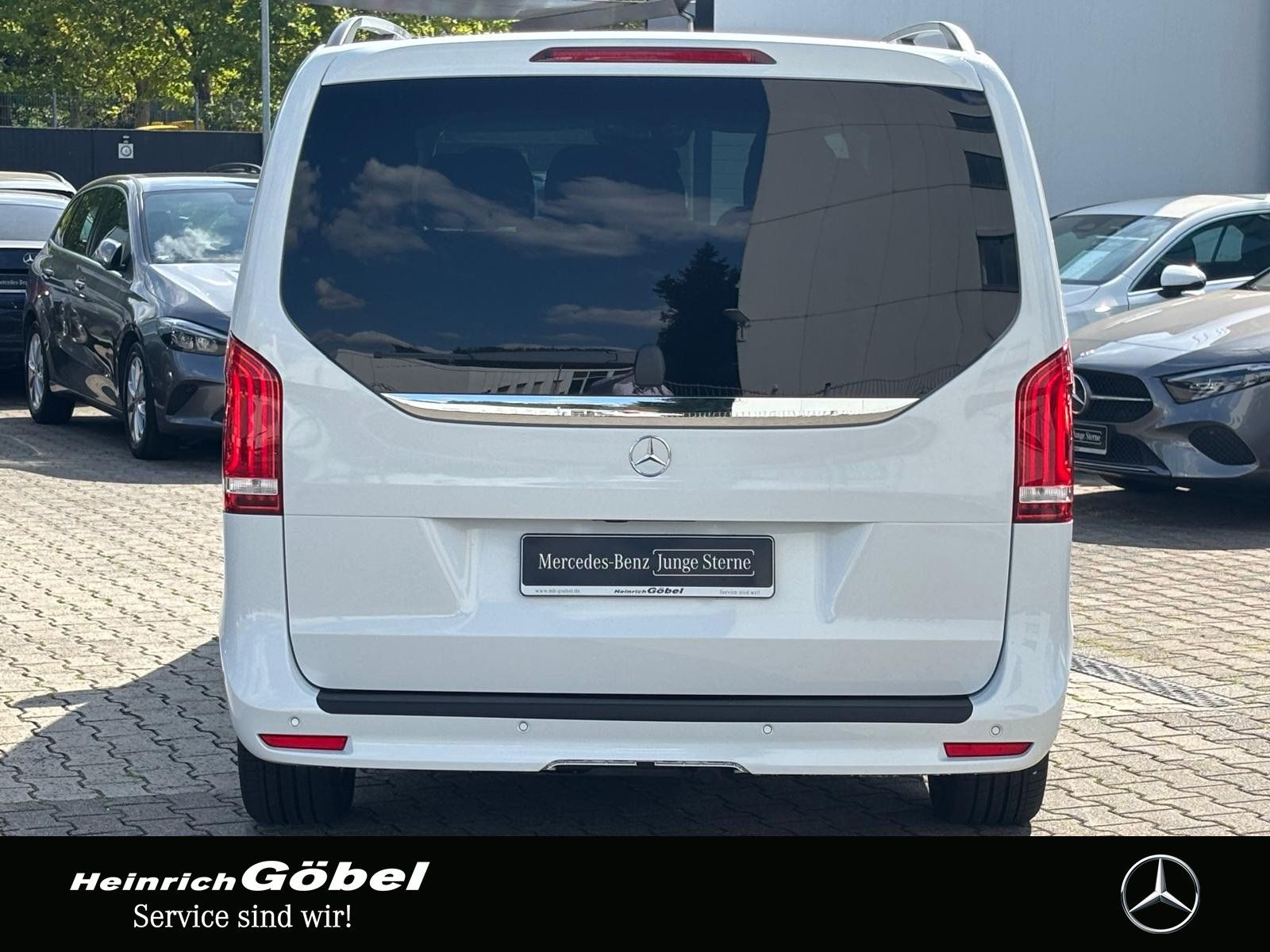 Fahrzeugabbildung Mercedes-Benz V 250 d EDITION*LANG*AHK+LED*TOTWINKEL*KAMERA*