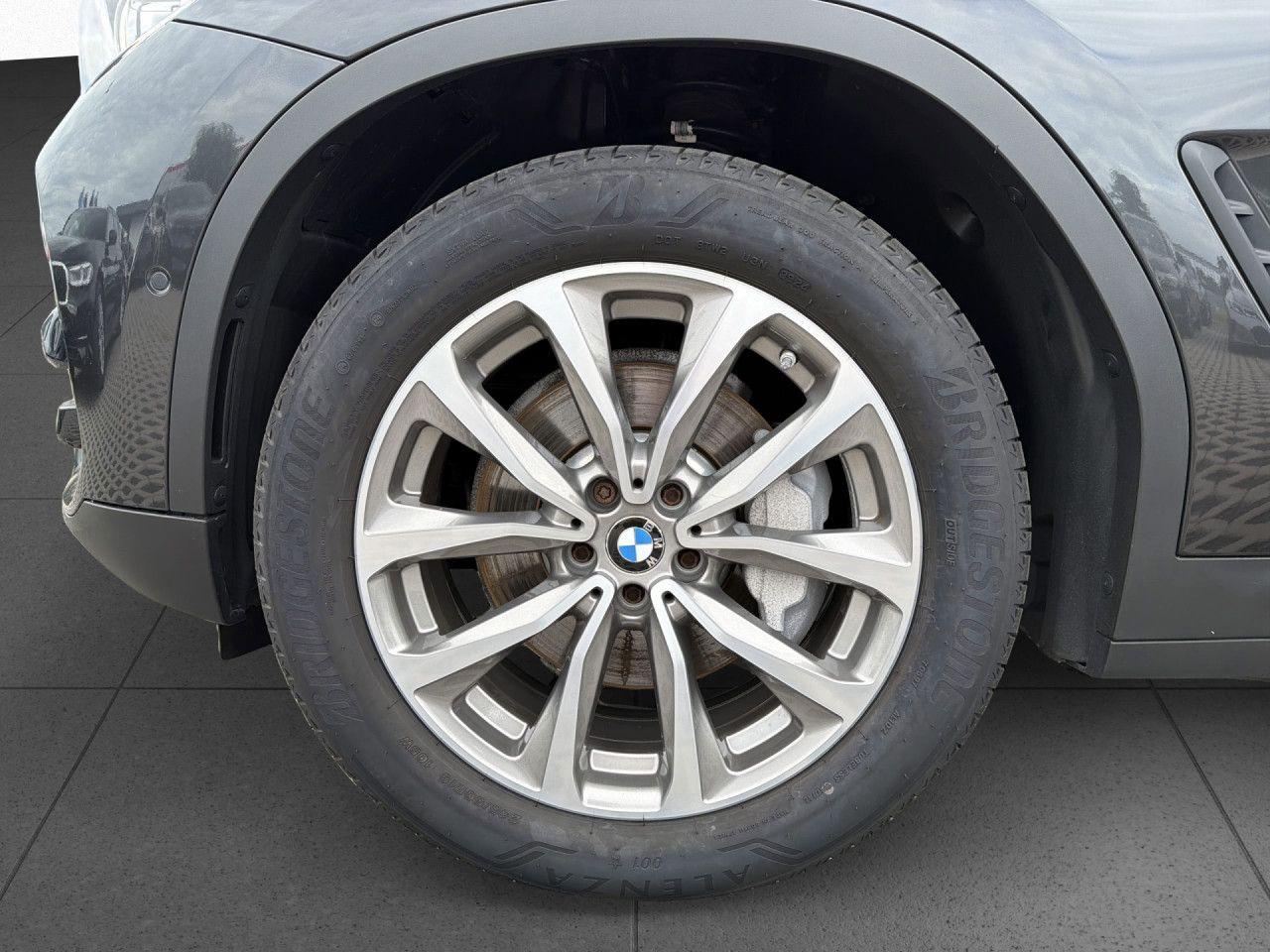 BMW X3 xDrive30d Adavantage LED+,Live+,DA,ParkAss