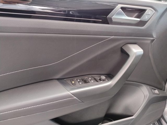 T-Roc R-Line 2.0 TSI 4MOTION DSG Black Style