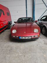 Porsche 928