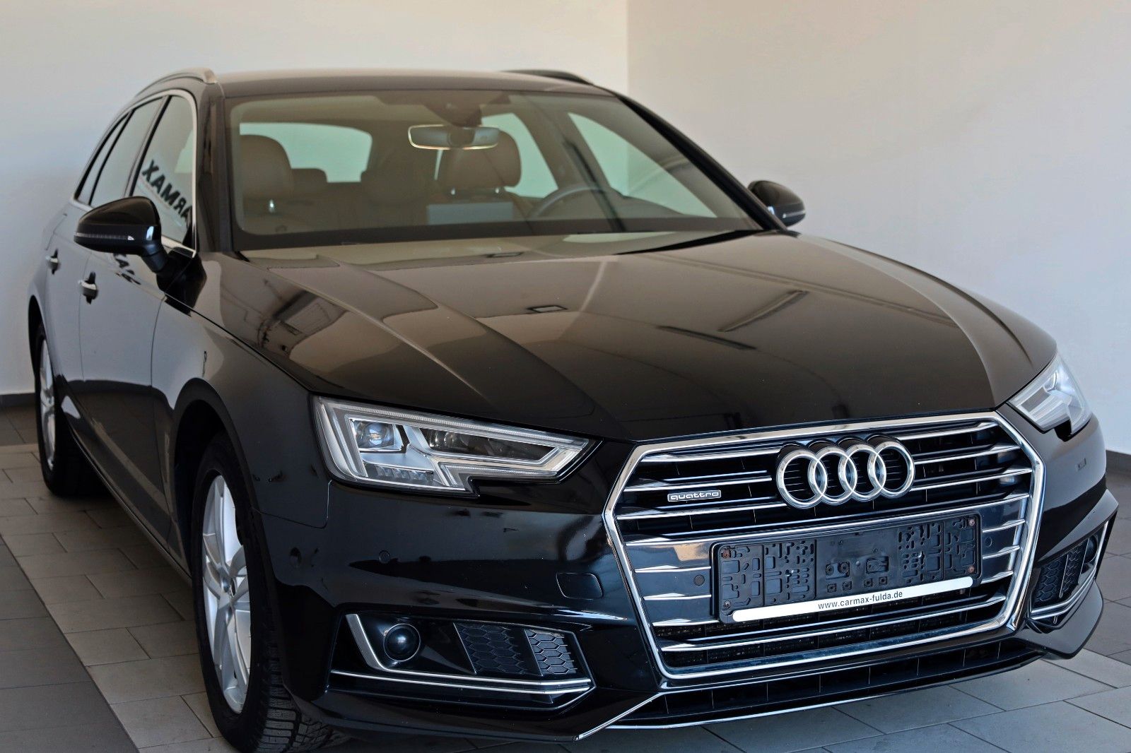 Fahrzeugabbildung Audi A4 Avant 40TDI quattro design Leder,Navi,HUD,ACC