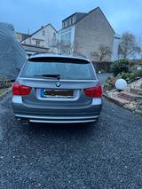 BMW 318d - Xenon,Navi,Pano,gepfl.Zustand - BMW 318 in Düsseldorf