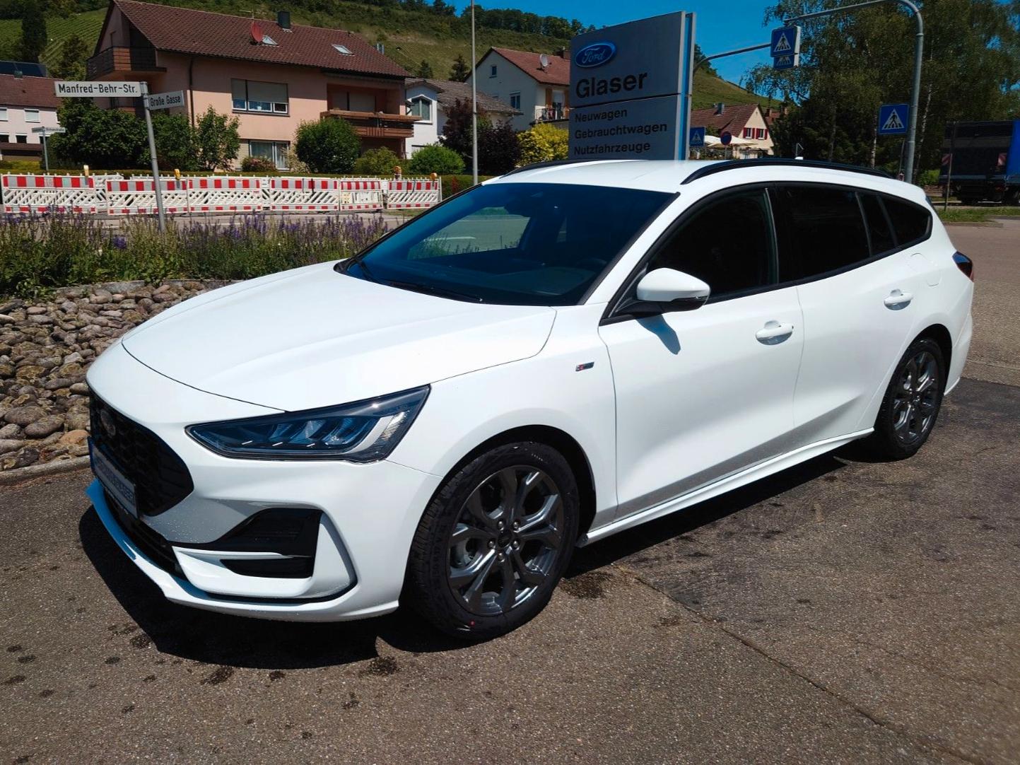 Ford Focus Turnier ST-Line Winter-Paket