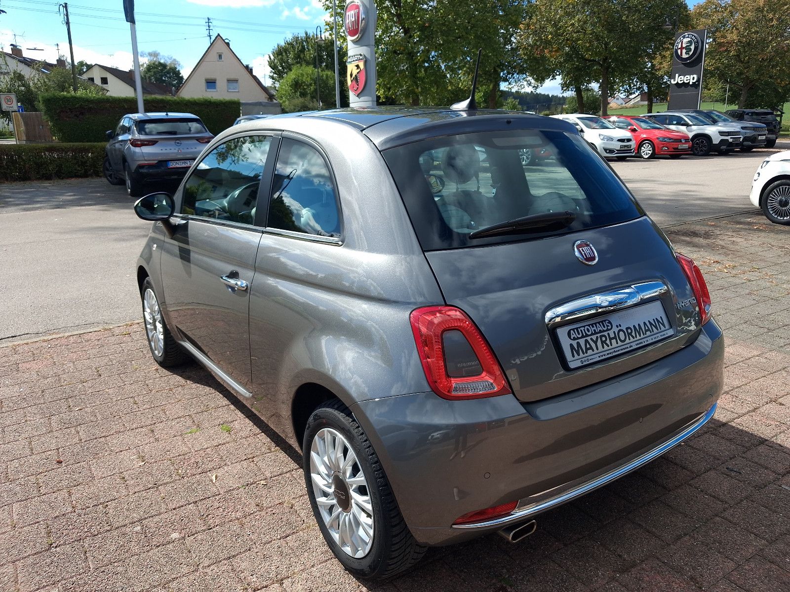 Fahrzeugabbildung Fiat 500 Dolcevita