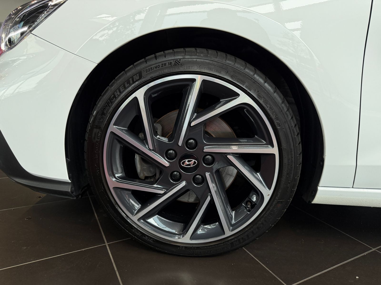 Fahrzeugabbildung Hyundai i30 N Line Mild-Hybrid PANO LED NAVI