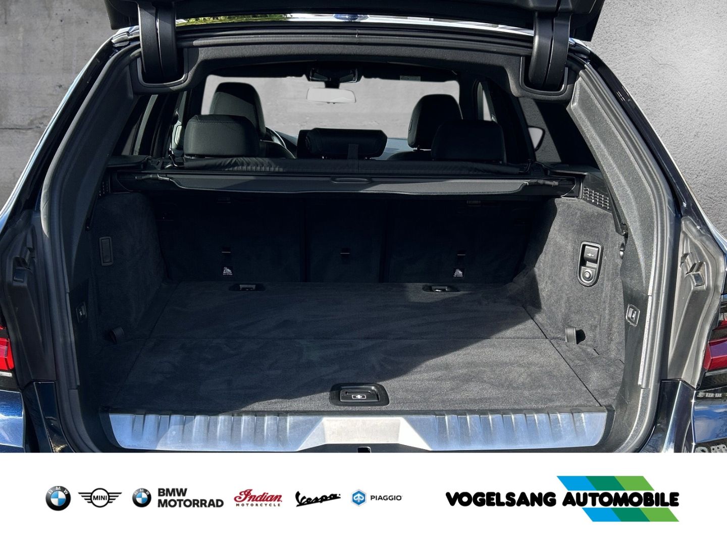 Fahrzeugabbildung BMW 530 e xDrive,Laserlicht,M Sport,AHK,HUD,RFK,ACC,