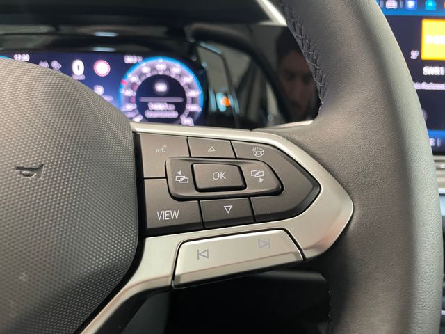 Golf VIII Life 1.5 TSI LED KAM SHZ ACC