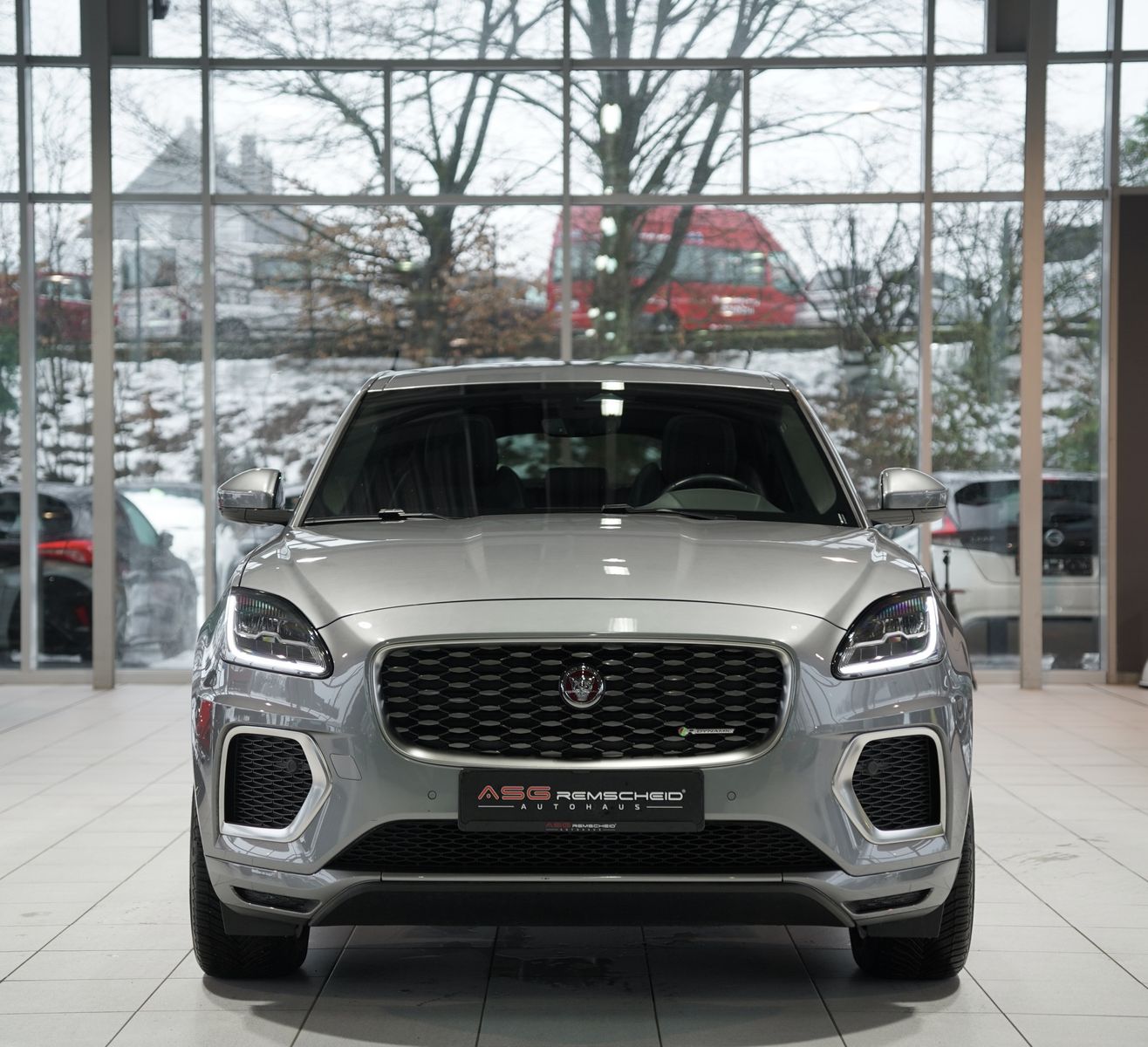 Jaguar E Pace