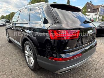 Audi Q7 - 2