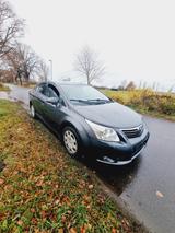 Toyota Avensis Executive 1.8 Valvemat. Automatik - gebrauchte Toyota Avensis aus dem Jahr 2010