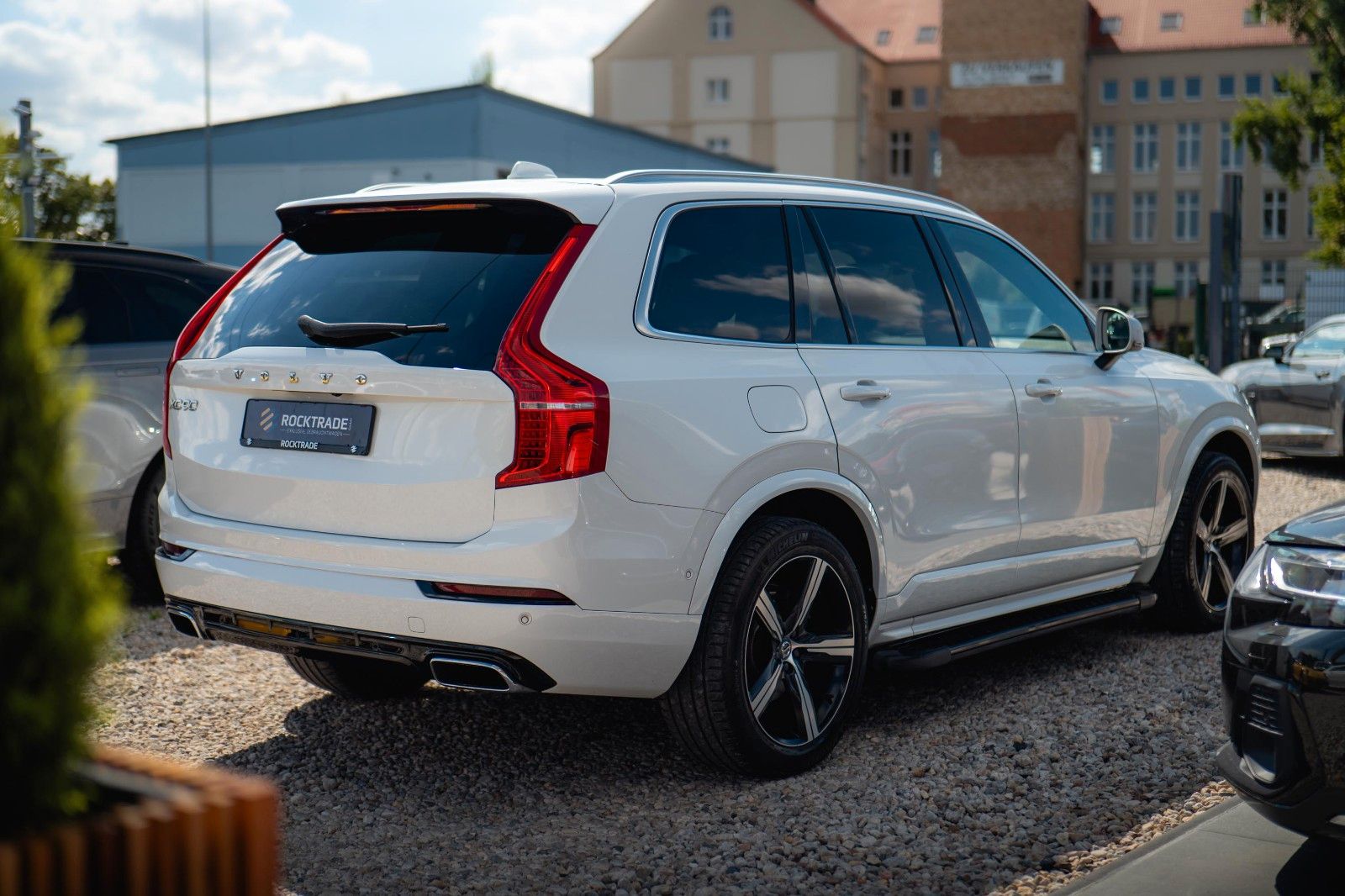 Fahrzeugabbildung Volvo XC90 R Design AWD Night-Paket | ACC | PANO | LED