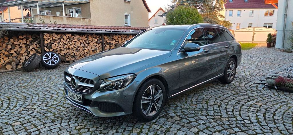 Image of Mercedes-Benz C 250