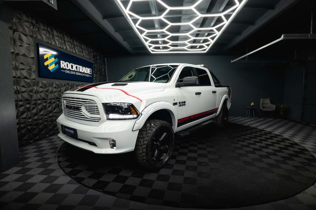 Dodge RAM 5.7 V8 HEMI 4x4 OFFROAD Night-Paket *LED*AHK