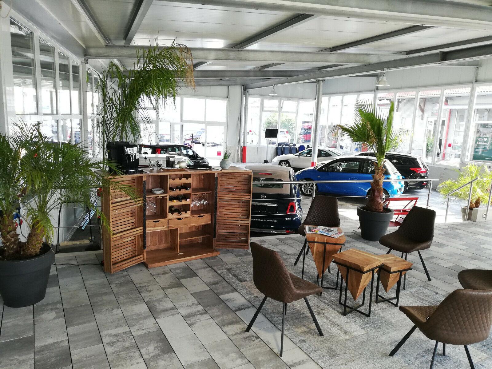 showroom-image-main