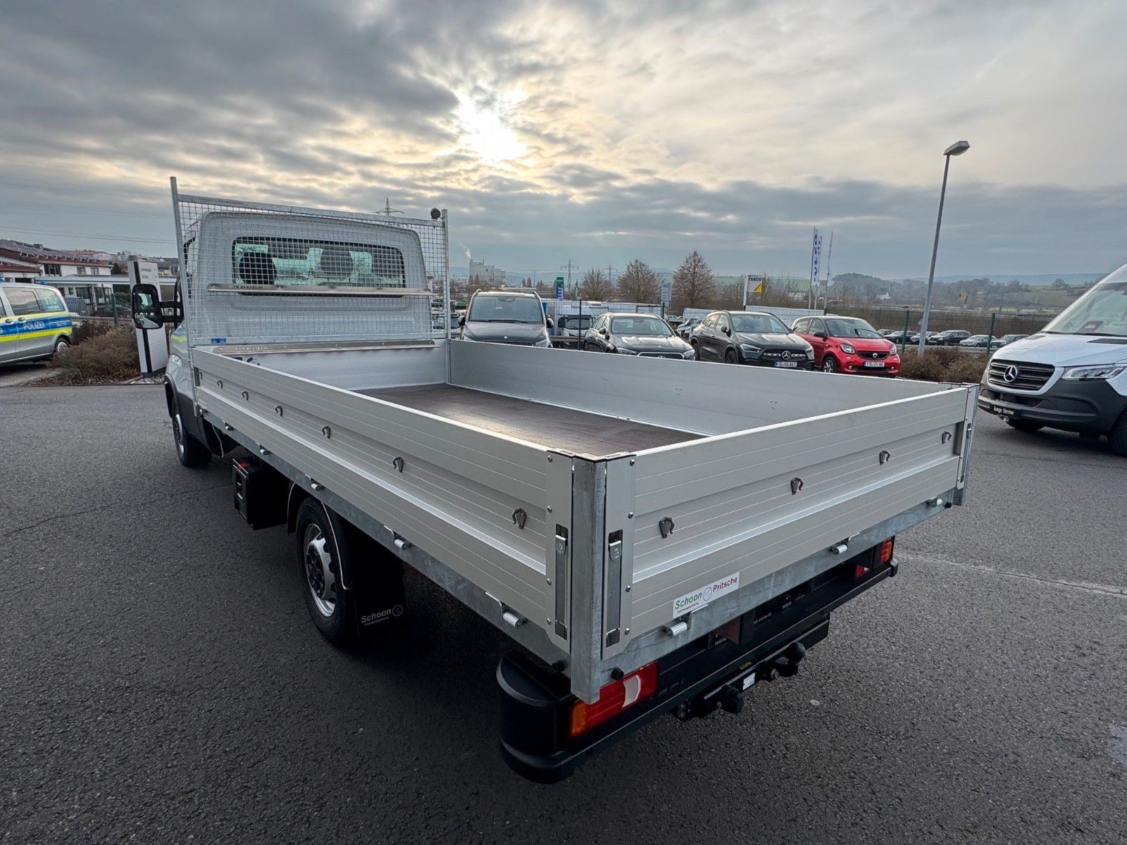 Fahrzeugabbildung Iveco Daily 35S14 A8*L4.260mm*Automatik*Kamera*