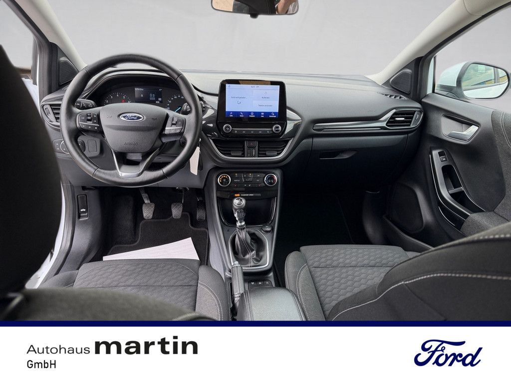 Fahrzeugabbildung Ford Puma 1.0 EcoBoost Titanium SYNC PDC SHZ NAVI LED