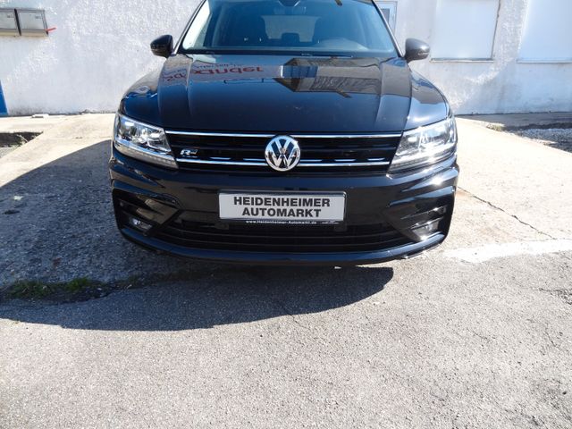Fahrzeugabbildung Volkswagen Tiguan/R-Line/4x4/DSG/AHK/Navi/Super Optik