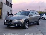 Volvo XC70 XC70 D5 AWD Momentum - graue Volvo C70