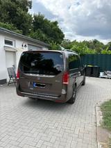 Mercedes-Benz  V 250 d AMG. Automatik 2. Hand Scheckheft  - Mercedes-Benz V 250 in Essen