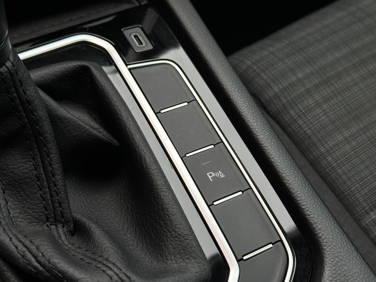 Volkswagen Passat 2.0TDI BUSINESS MASSAGE#SHZ#LED#ACC#NAVI, миниатюра 25