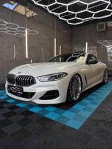 BMW M850 8 Coupe M850 i xDrive - weiße BMW M850