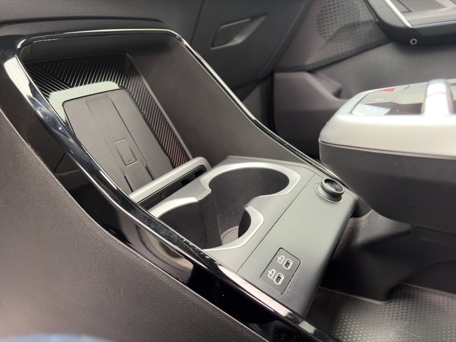 BMW iX1 - Bild 24