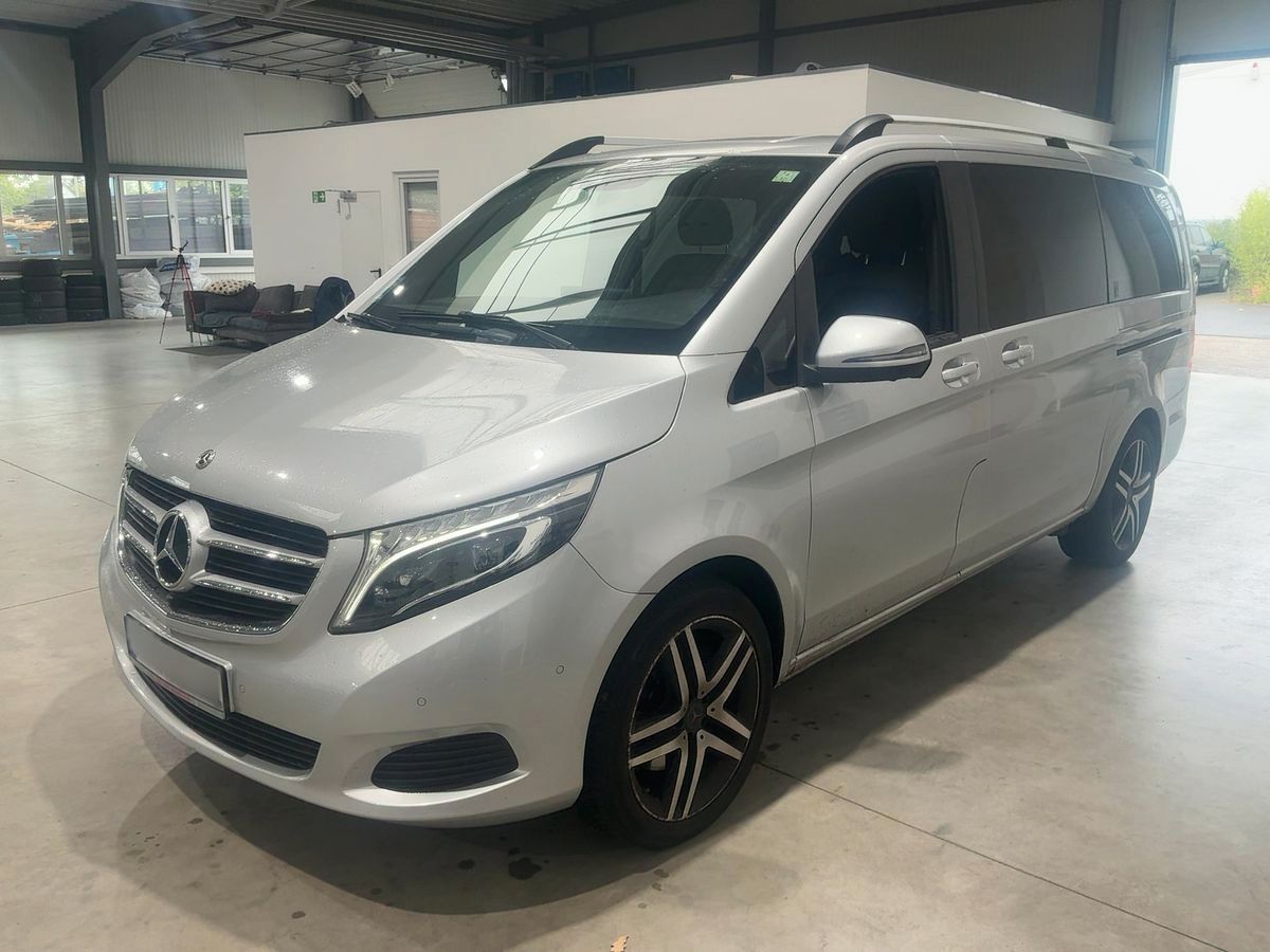 Mercedes V 250 - 1