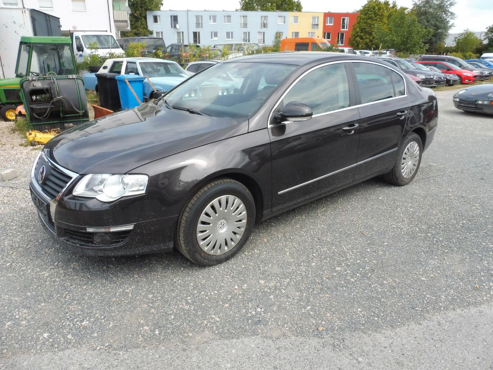 Volkswagen Passat Lim. Comfortline 1.6 sehr gepflegt.