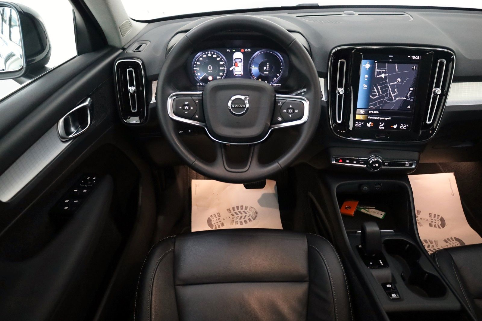 Fahrzeugabbildung Volvo XC40 Inscription Expression,Leder,Navi,SH,AHK