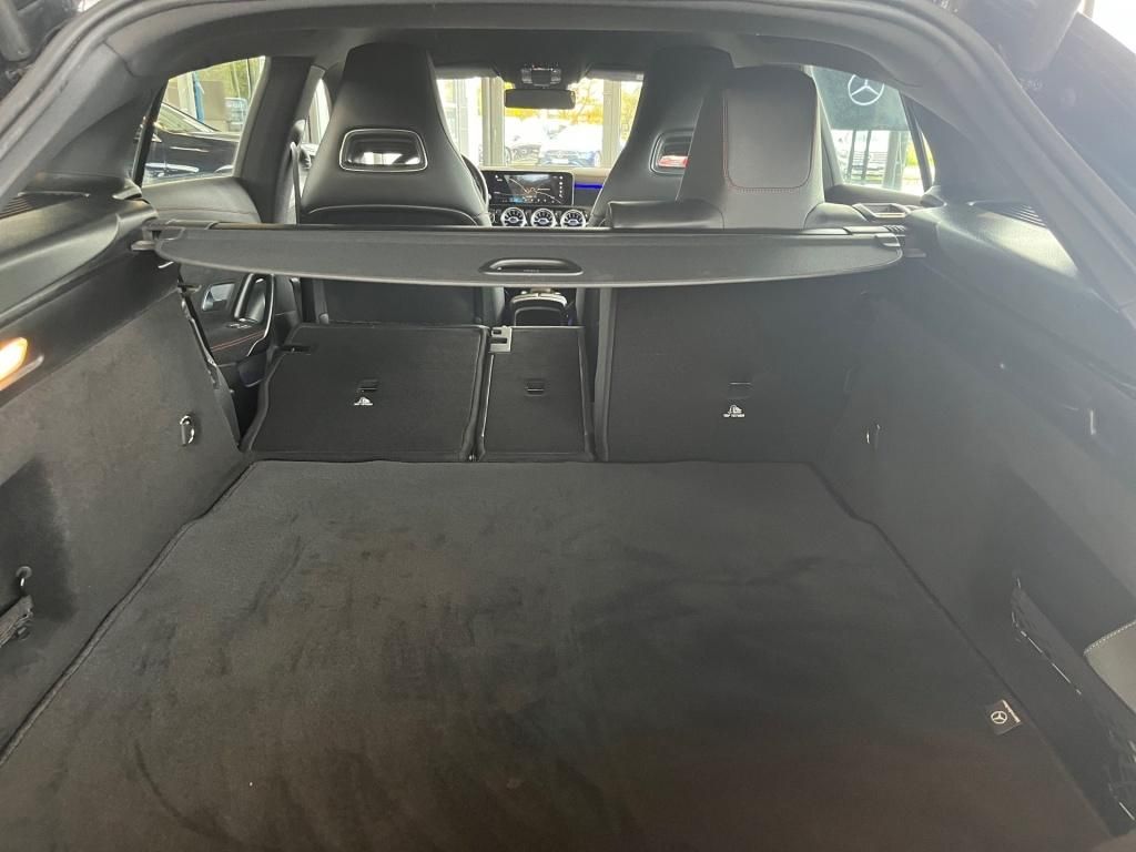Fahrzeugabbildung Mercedes-Benz CLA 200 SB AMG Navi LED SHZ Sport Ambie. SpurH