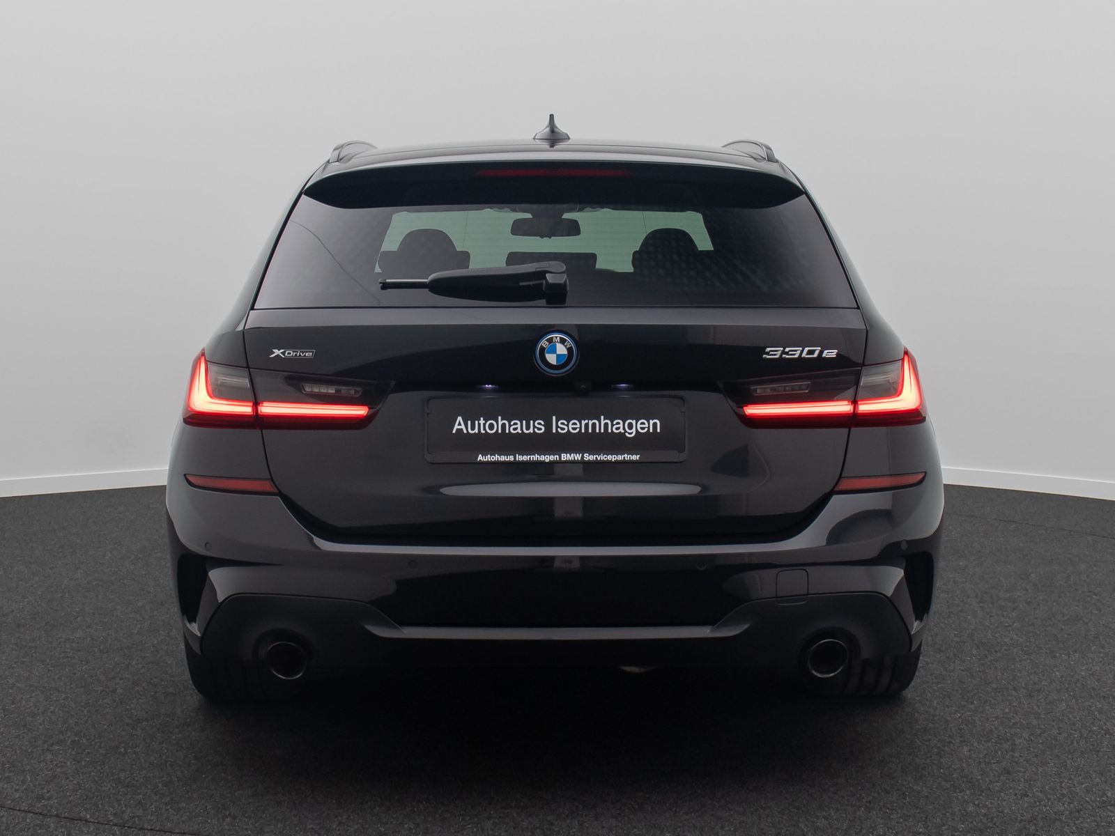 Fahrzeugabbildung BMW 330e xD M Sport Kamera Laser HUD DAB HiFi Komfor