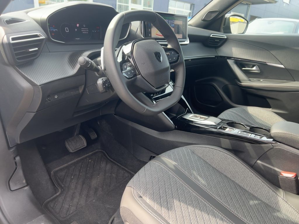 Peugeot 2008 - Bild 12