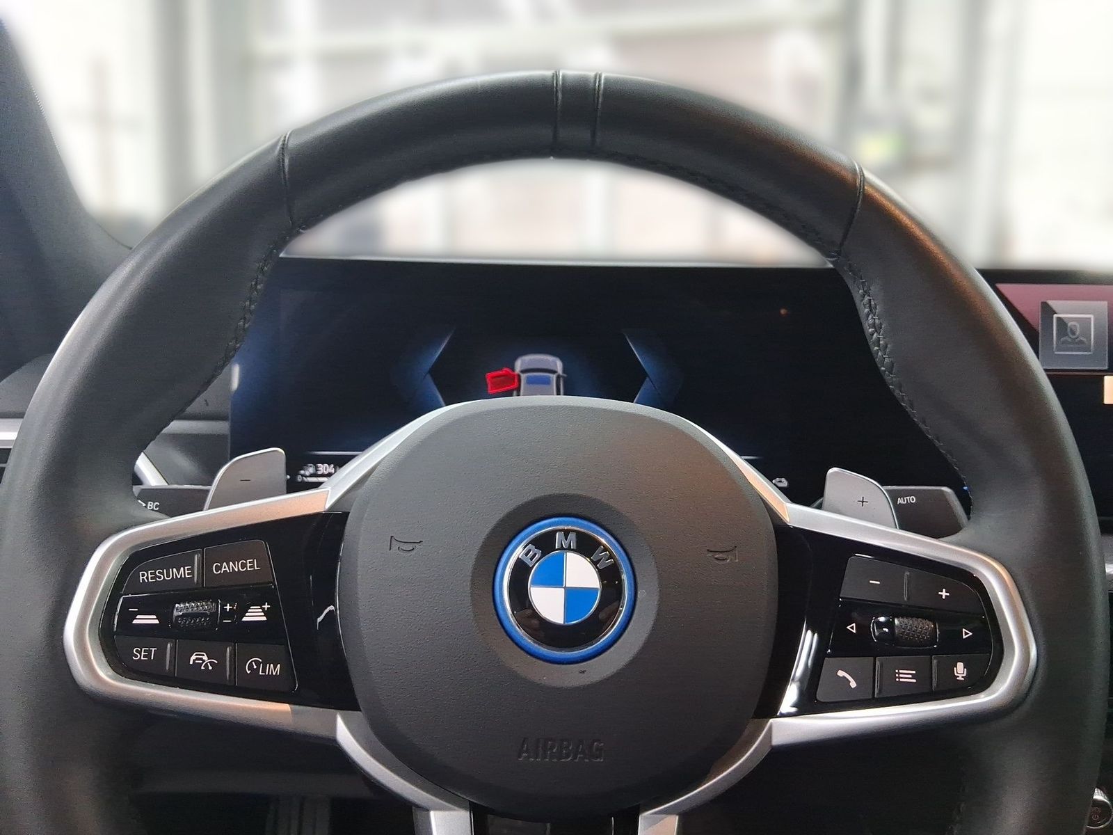 BMW 330 - Bild 8