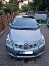 Toyota Corolla Verso 7 Sitze - Toyota Corolla Verso mit Diesel-Antrieb