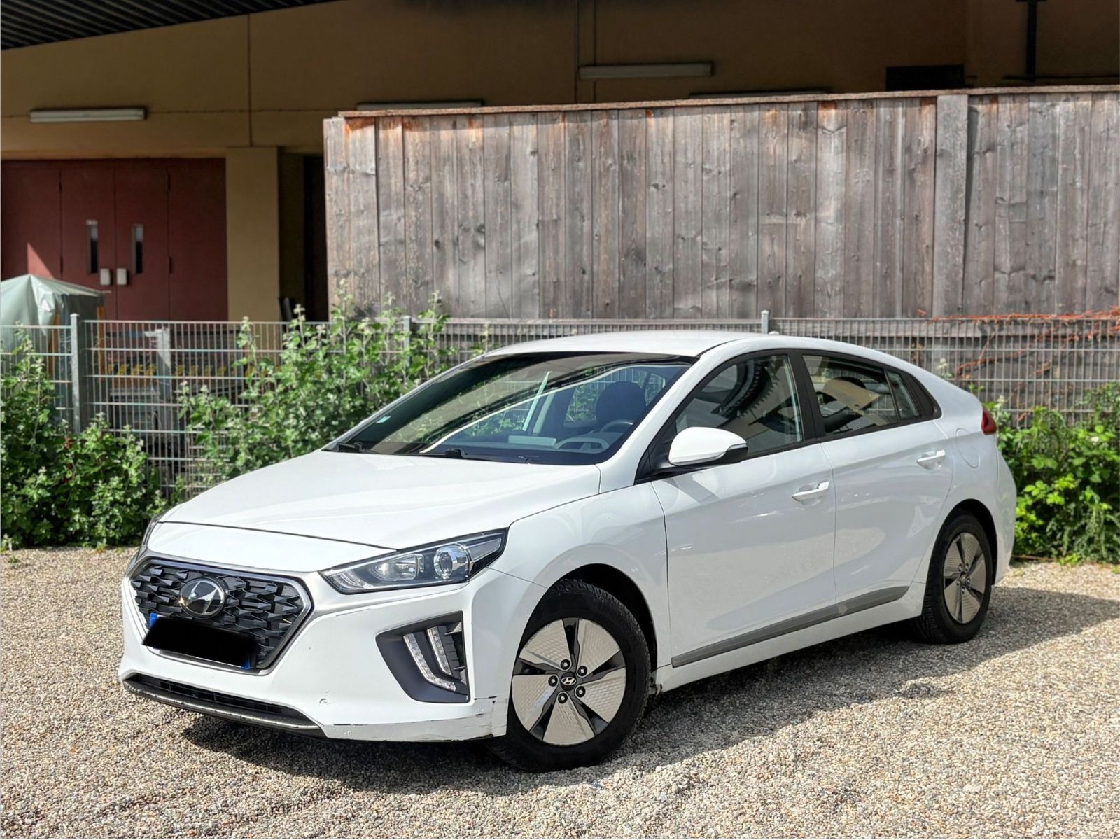 HYUNDAI IONIQ