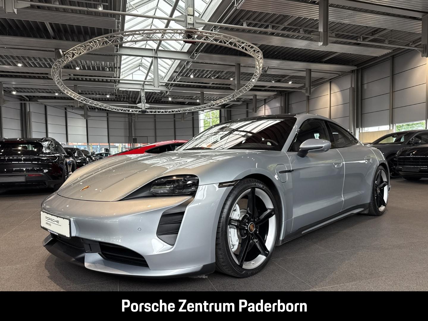 Porsche Taycan Turbo Leder-Brombeer InnoDrive Head-Up