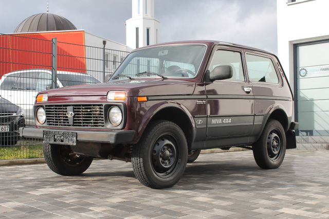 Lada Niva 1.7i Only Spezial 4X4