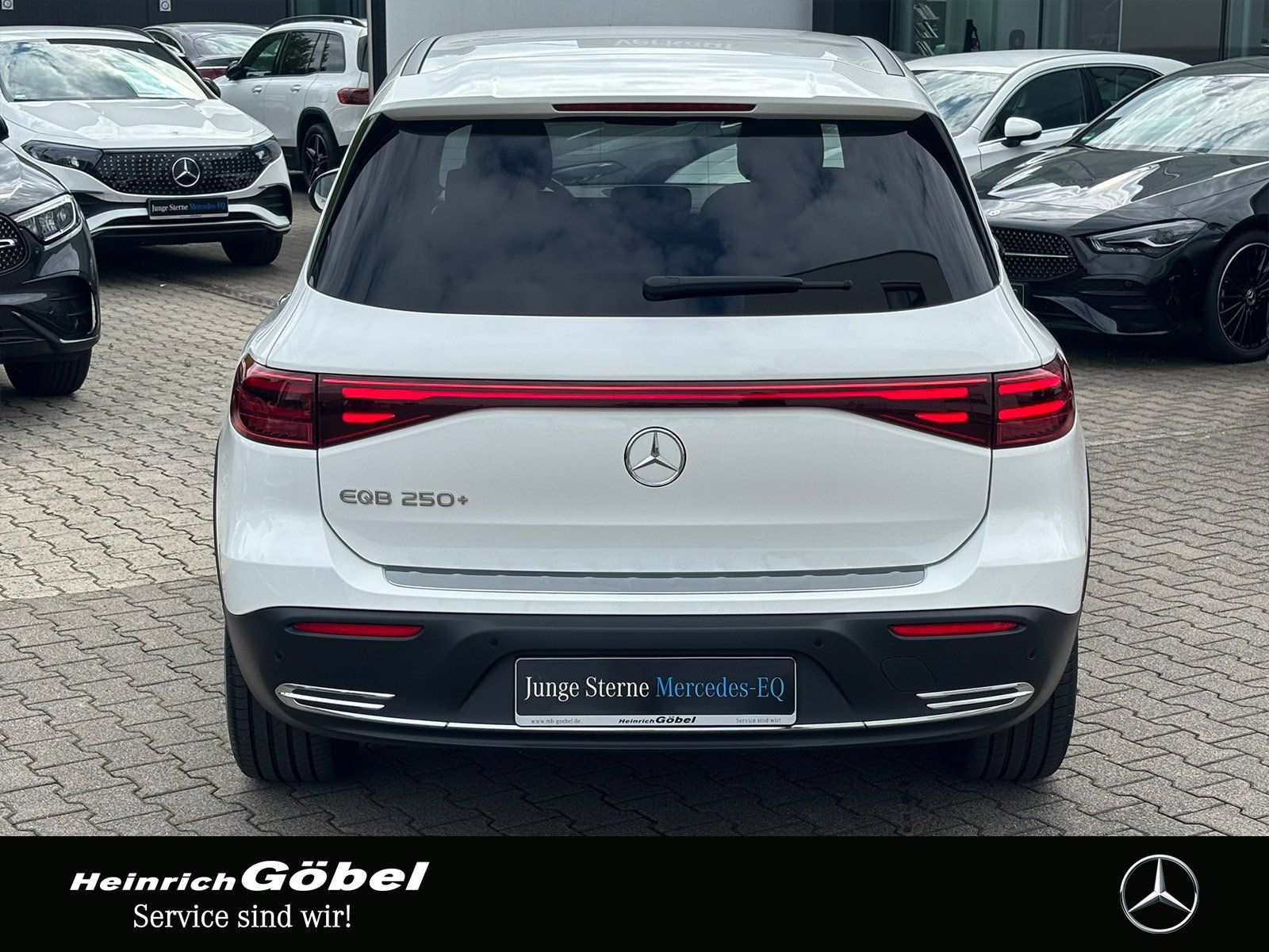 Fahrzeugabbildung Mercedes-Benz EQB 250+ ELECTRIC ART*MEMORY*APPLE CAR-PLAY*TOTW