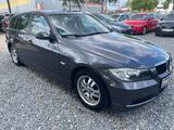 BMW 320i Touring Sitzhz.~MFL~Klima~8-Fach ALU~TÜV 26 - BMW 320 aus 2007: Kombi, 320i