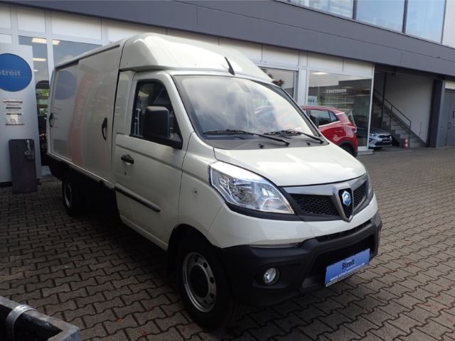 Fahrzeugabbildung Piaggio Porter NP6 Singlewheel CNG Kastenaufbau 3,07m Ra
